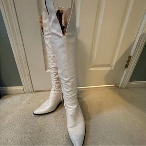 COWBOY IVORY BOOTS FAUX LEATHER CROC HIGH BOOTS FROM MACY S S/9W